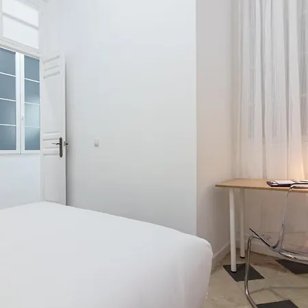 Apartment Center Flat Balcony At Picasso's *