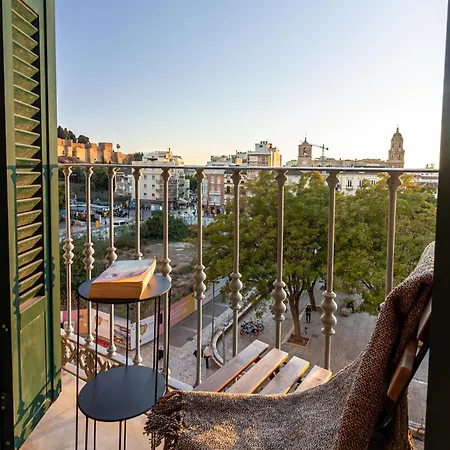Center Flat Balcony At Picasso's Apartment